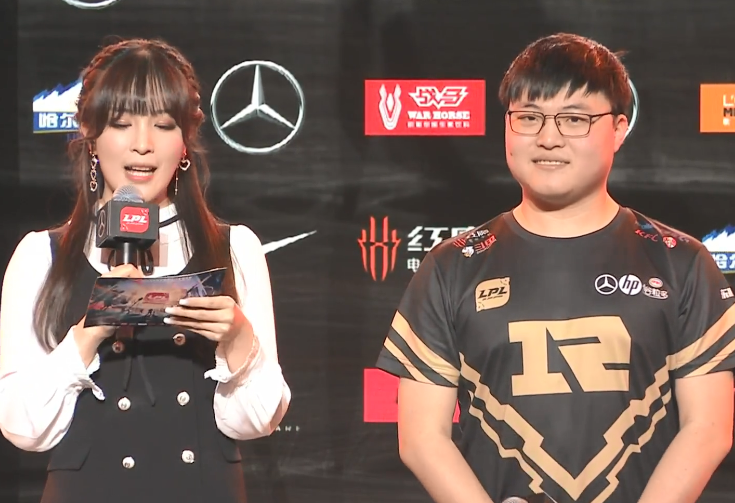 开云-包含JackeyLove回归赛场，败北首场状态亮眼，MAD观众沸腾！的词条